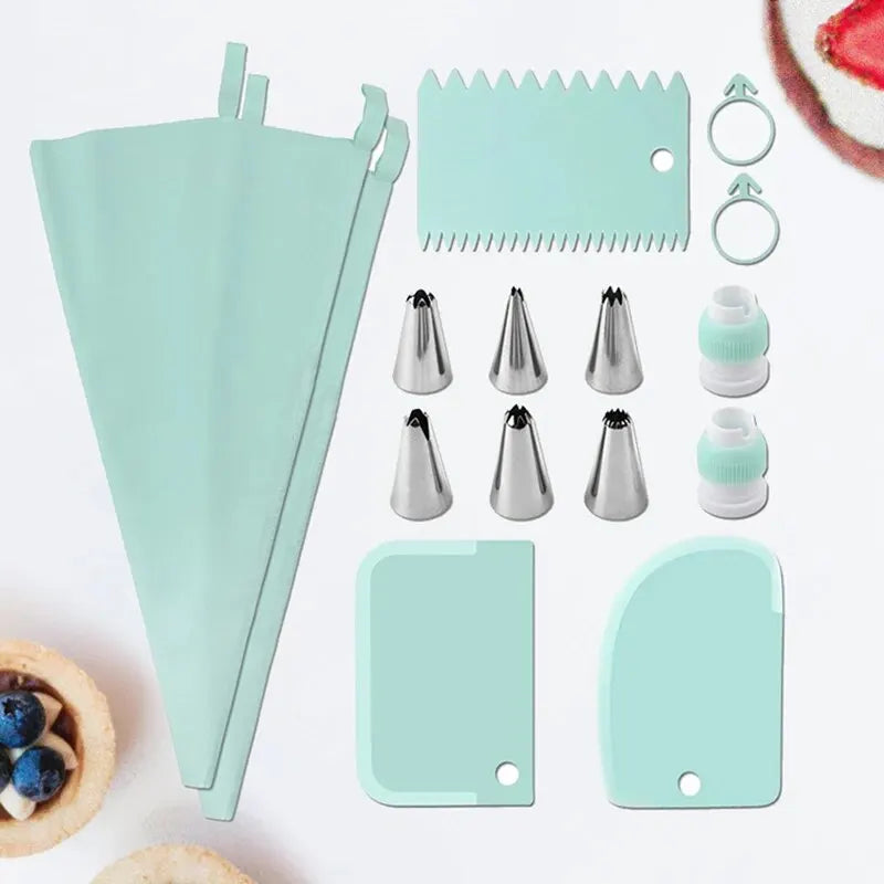 15-piece set of stainless steel decoration nozzles set with plastic scraper for cake and cookie decoration 